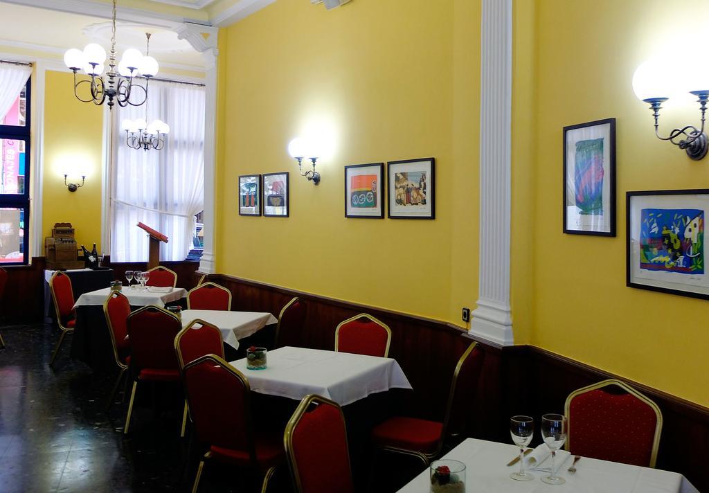 Hotel Madrid Bierzo Ponferrada Luaran gambar