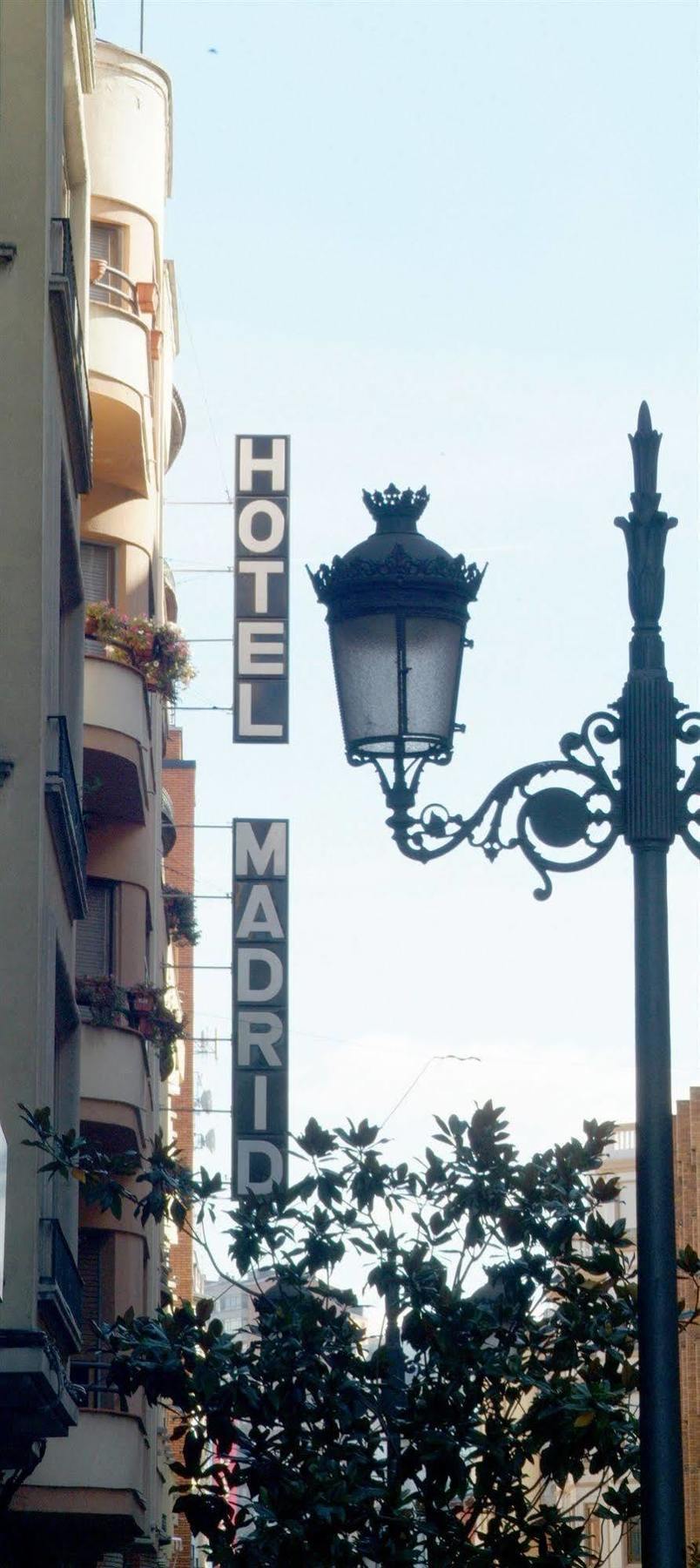 Hotel Madrid Bierzo Ponferrada Luaran gambar